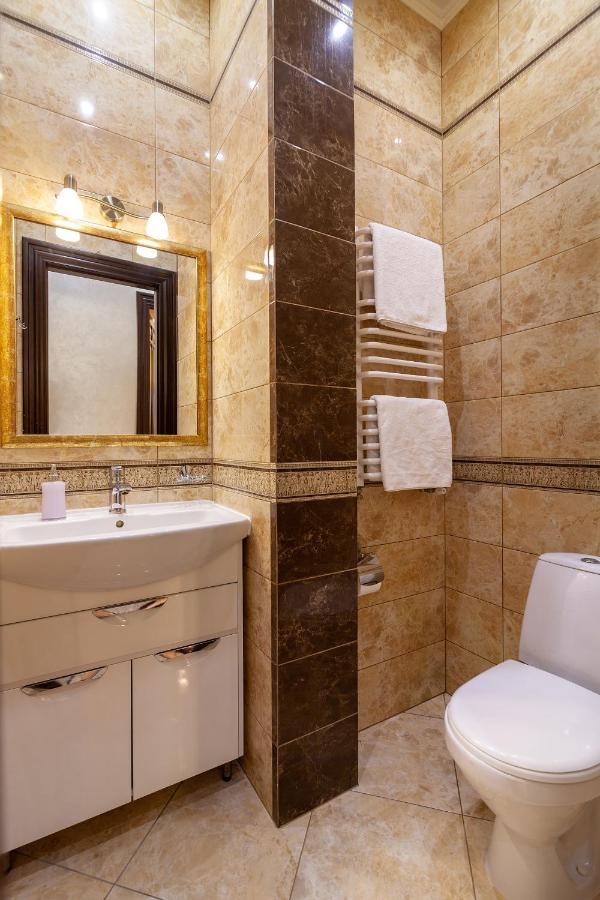 Alfa Apartments Levytskoho Lviv Eksteriør billede