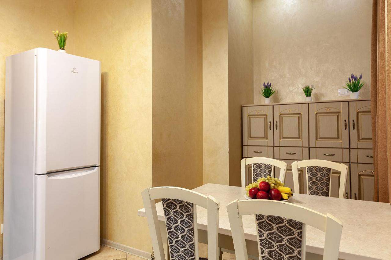 Alfa Apartments Levytskoho Lviv Eksteriør billede